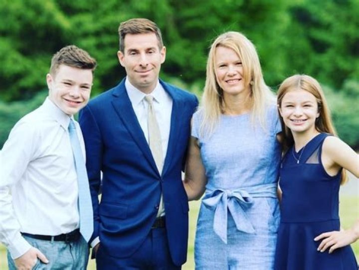 Alexandra Lapp - Age, Family, Bio