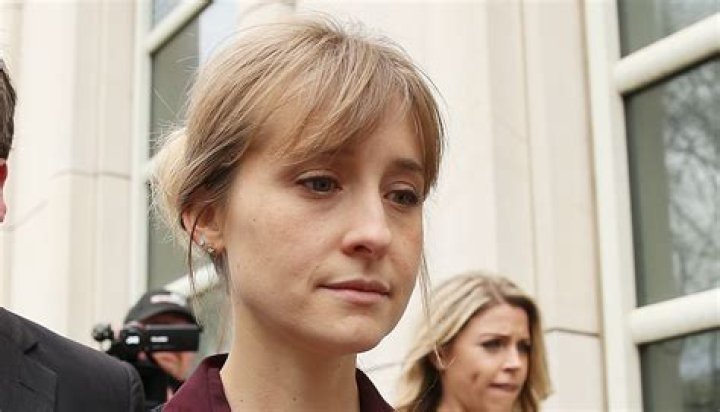 Allison Mack - Age, Family, Bio