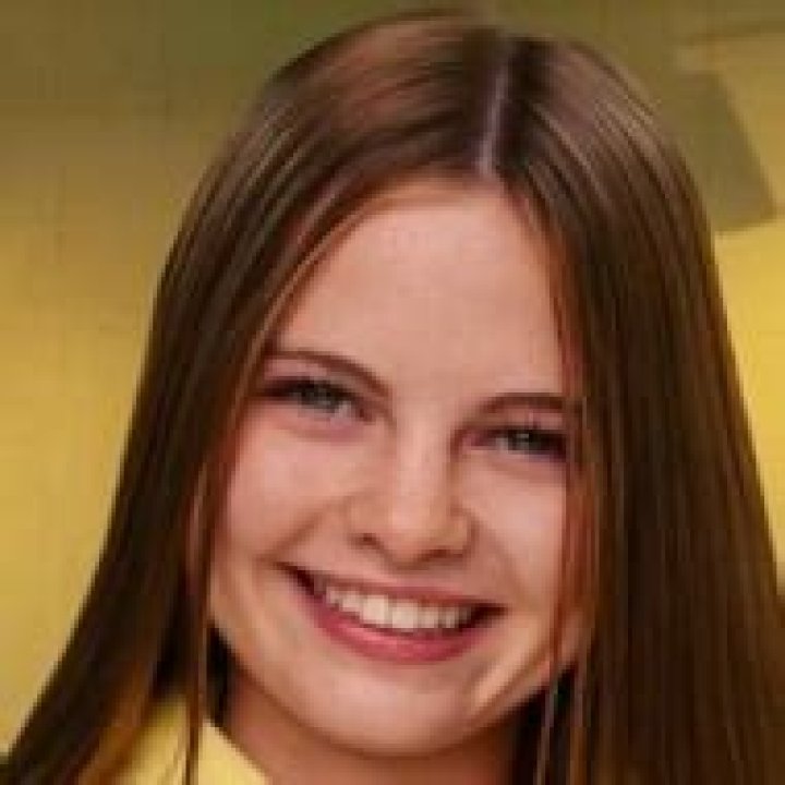 Allisson Coronado - Age, Family, Bio