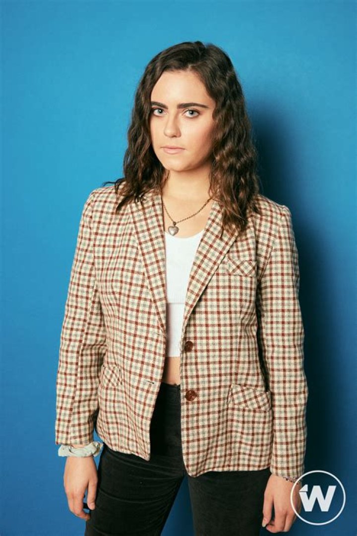 
Ally Ioannides (Parenthood) Wiki Bio, measurements, parents, net worth 