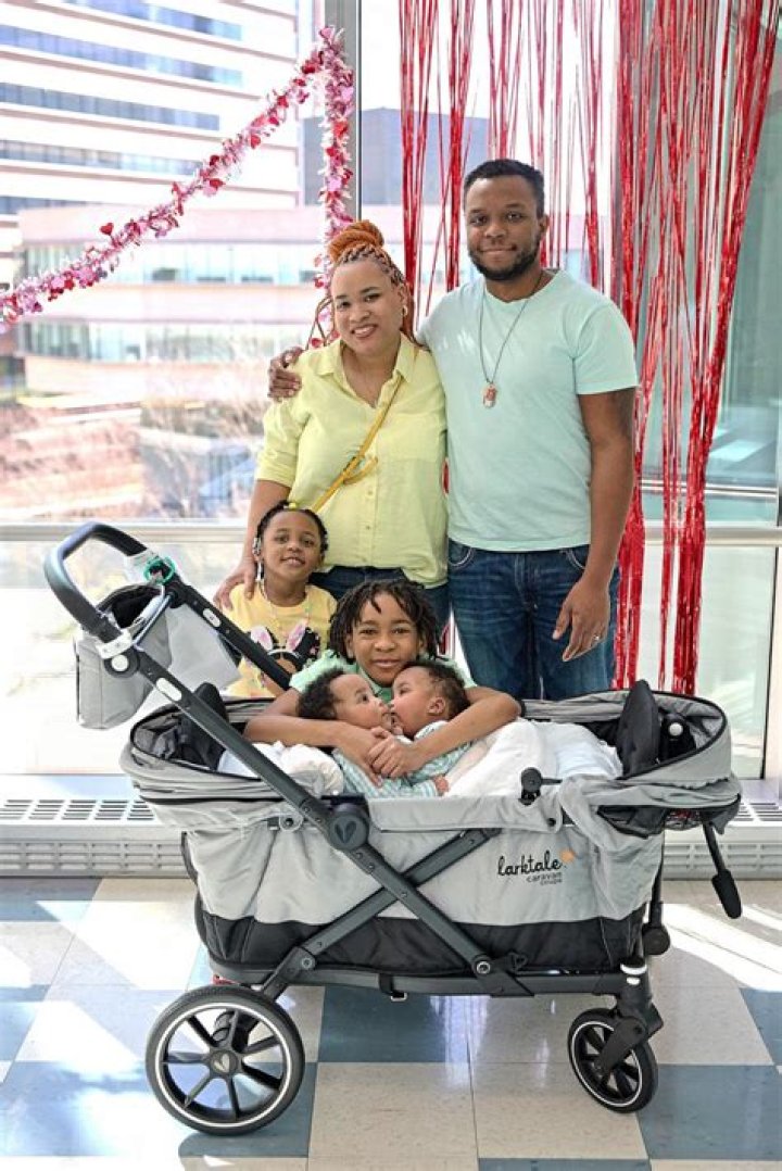 Amari O'Neil - Age, Family, Bio