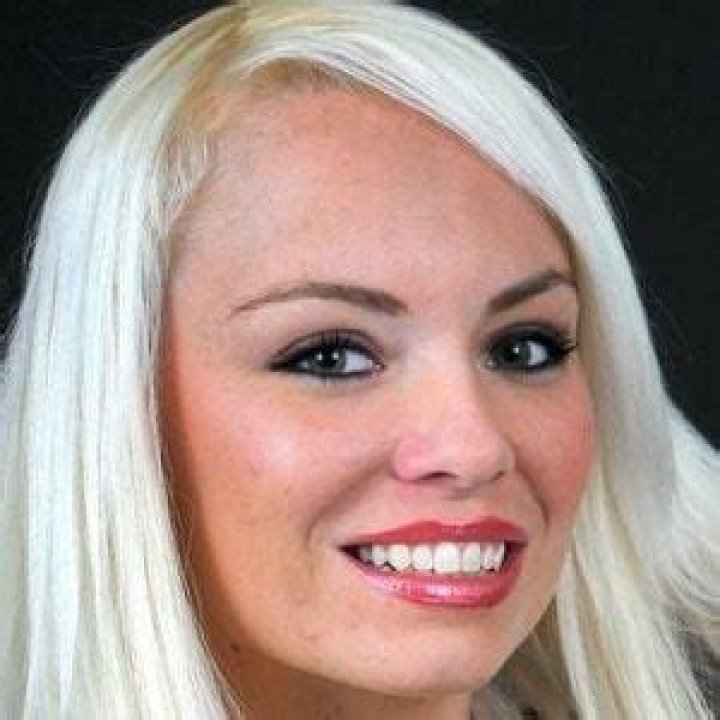 Amy Cieslowski - Age, Family, Bio