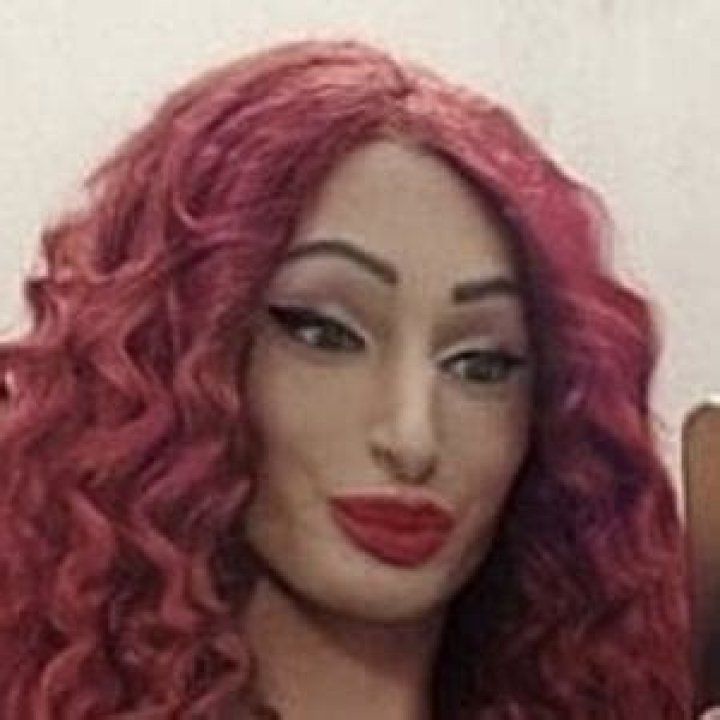 Anitagroowe - Age, Family, Bio