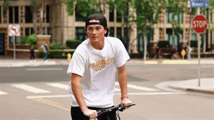 Anthony Villegas Height, Weight, Net Worth, Age, Birthday, Wikipedia, Who, Nationality, Biography