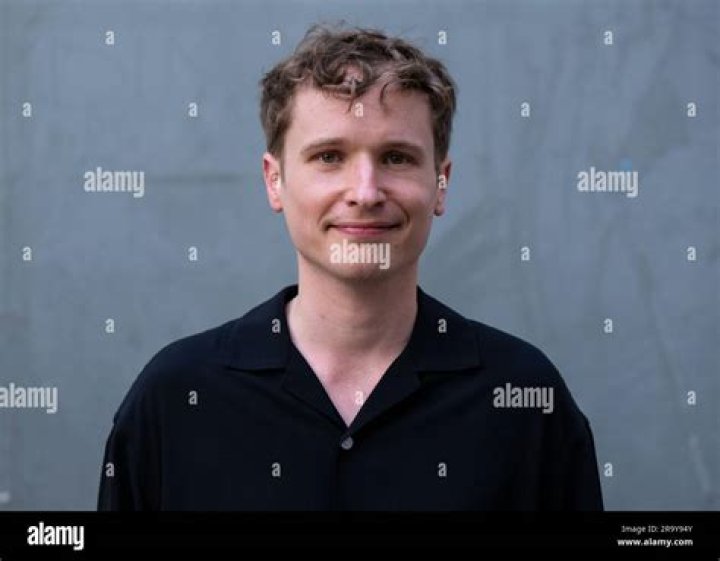 Anton von Lucke Bio (Wiki) 