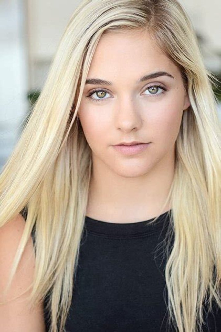 Berkeley Ratzlaff - Age, Family, Bio