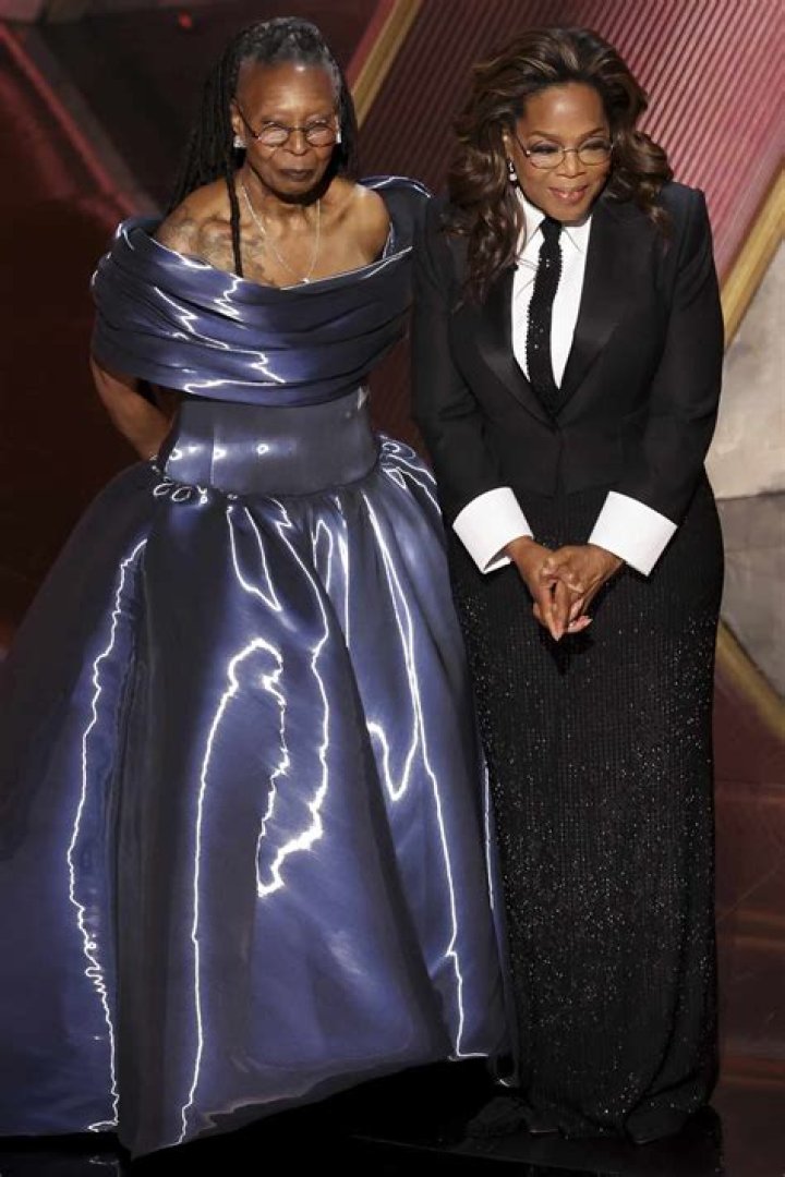 Blac Chyna thinks it’s racist that no one knew why she attended the Oscars