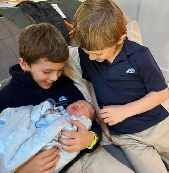 Brian Cushing - Age, Family, Bio