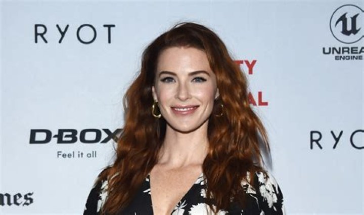 Bridget Regan - Age, Family, Bio