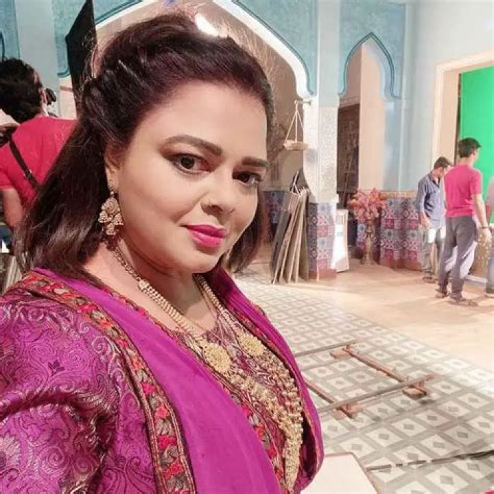 Bushra Gulfam Height, Weight, Net Worth, Age, Birthday, Wikipedia, Who, Nationality, Biography