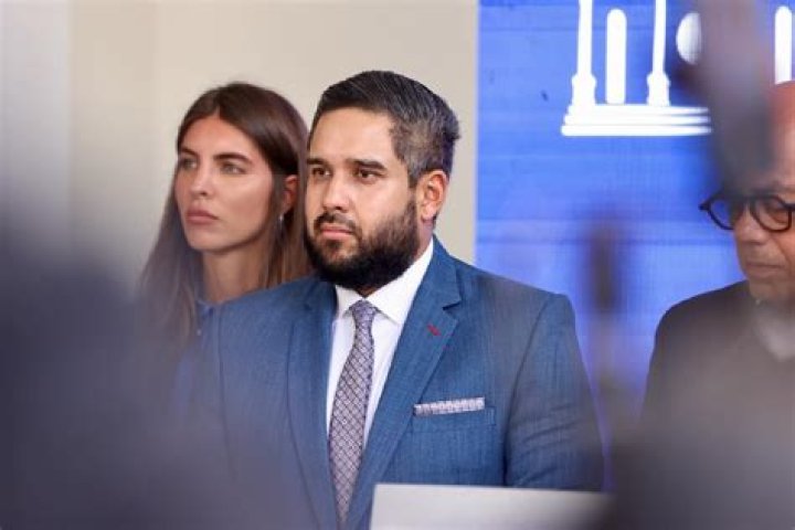 Carolina Guerra - Age, Family, Bio