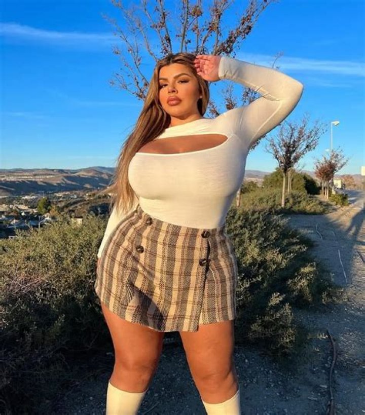 
Catsen Height, Weight, Net Worth, Age, Wiki, Who, Instagram, Biography 