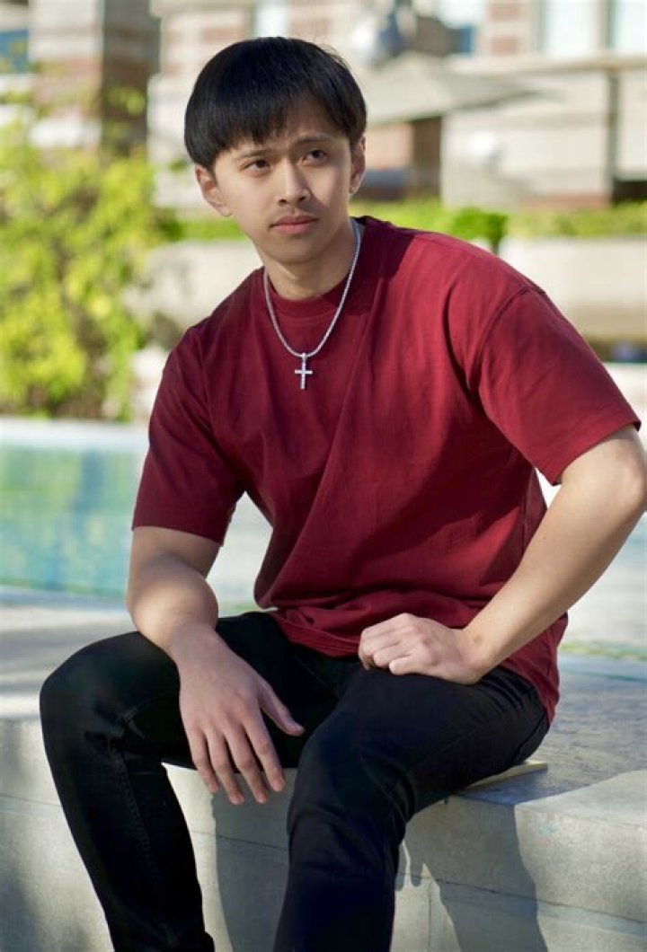 Daelan Mangapit - Age, Family, Bio