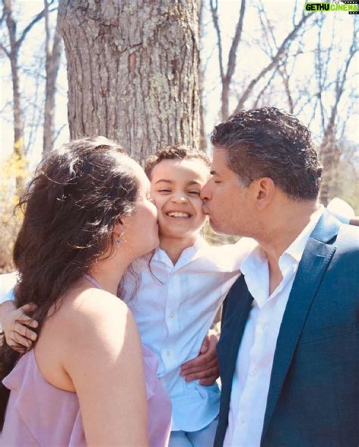 Dean Scott Vazquez - Age, Family, Bio