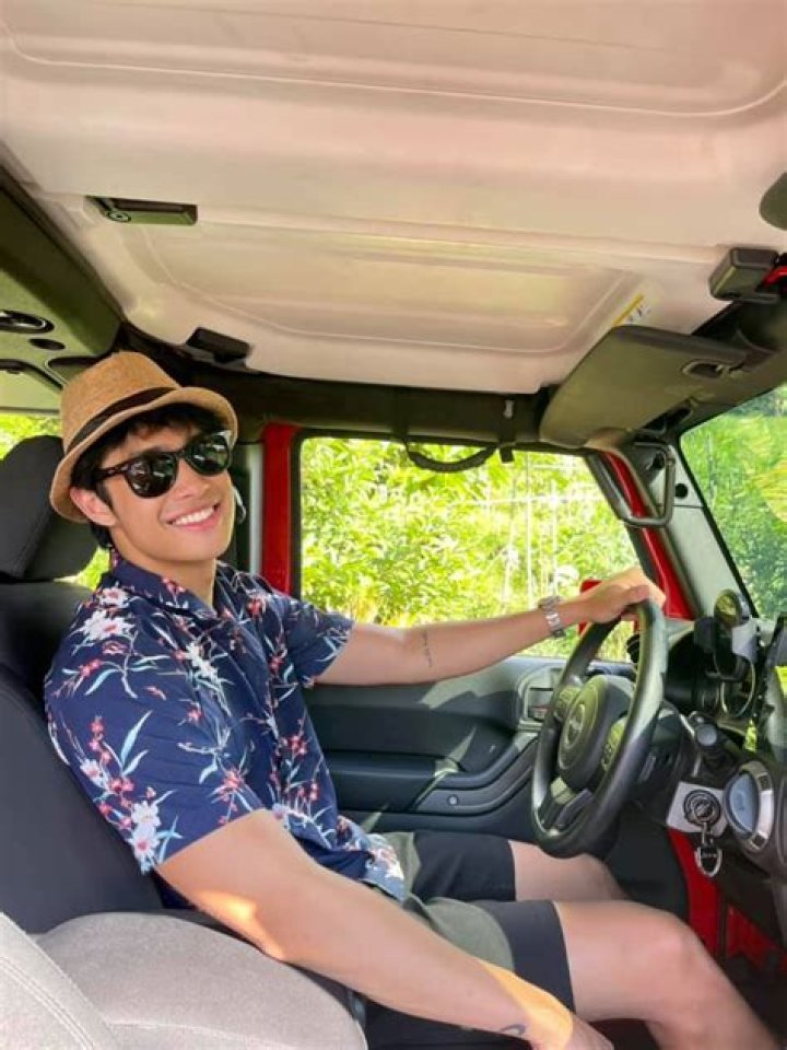 
Does donny pangilinan have a tattoo? 