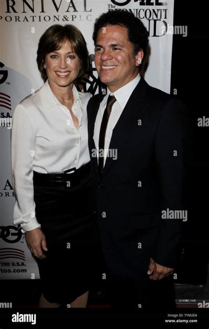 Dorothy Hamill - Age, Family, Bio