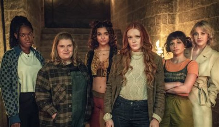 
Eanna Hardwicke Age and Career As Sebastian In Fate: The Winx Saga, Does He Have A Girlfriend? 