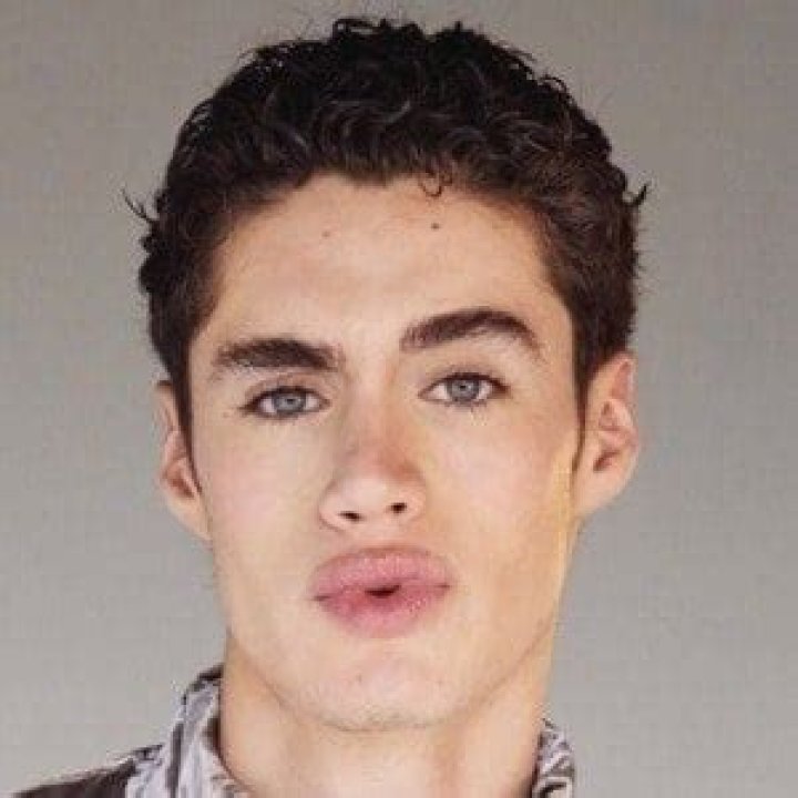 Eduardo Barquín - Age, Family, Bio