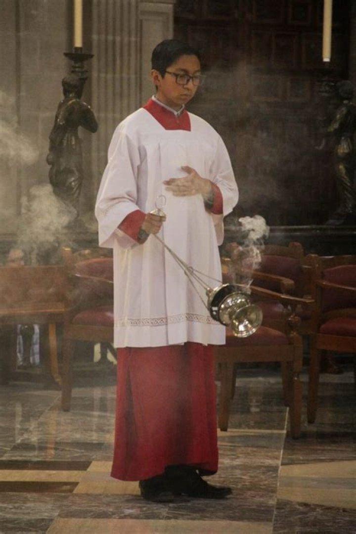 El Monaguillo - Age, Family, Bio