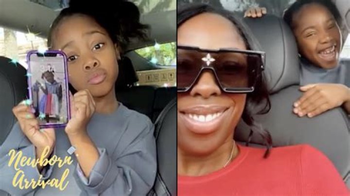 Eliza Reign - Age, Family, Bio