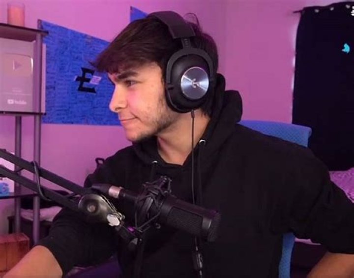 EmadGG Height, Weight, Net Worth, Age, Birthday, Wikipedia, Who, Instagram, Biography