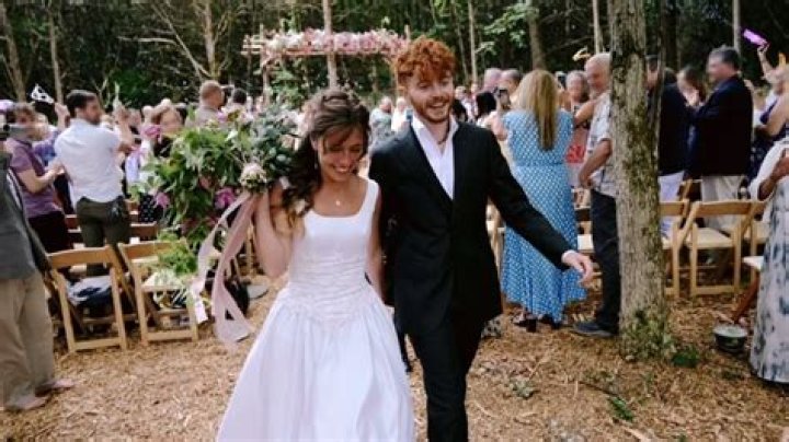 Former Garden Members Are Still Married