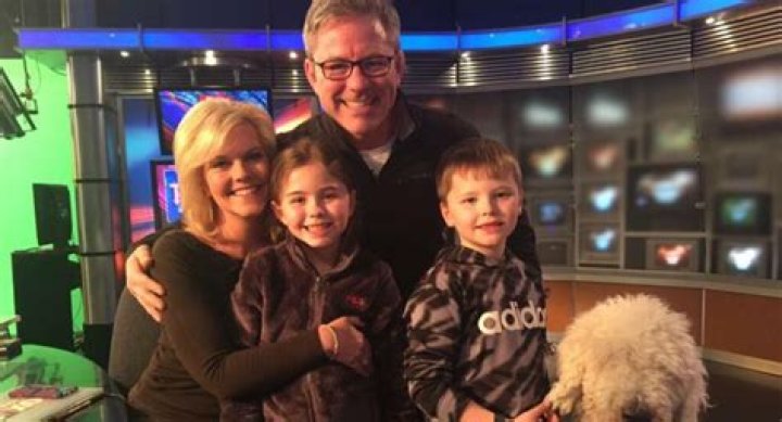Fox 8 News channel anchor, Tracy Mccool husband, Jack Cook is suffering from 4th stage colon cancer. She shares two children with her husband.