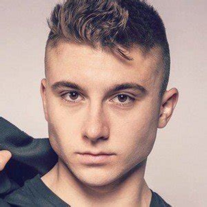 Garett Nolan - Age, Family, Bio