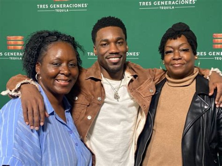 Giveon - Age, Family, Bio