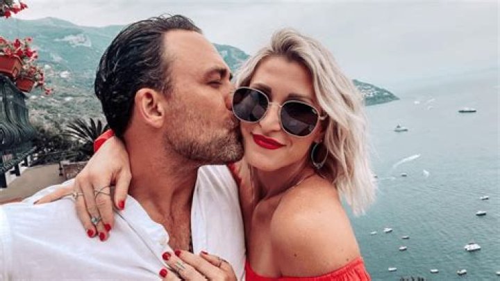 
Helen Adams Age, Birthday, Wikipedia, Who, Nationality, Biography 