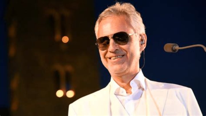 How Much Weight Does Andrea Bocelli Lose In 2022? His Diet Plan Or Surgery Facts