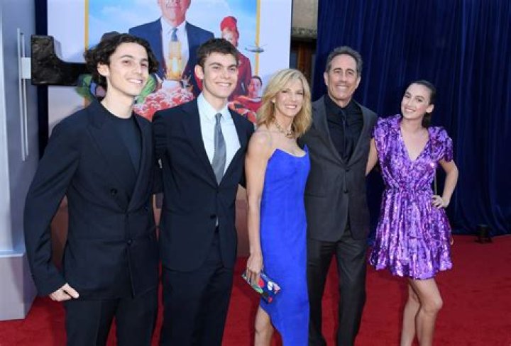 
Inside Jerry Seinfeld’s Family with Wife Jessica and Their Kids 
