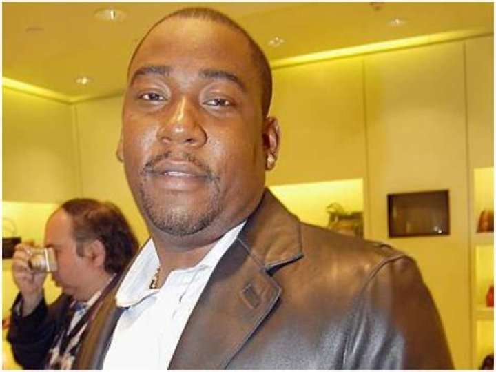 Is Shakim Compere Married to Wife?