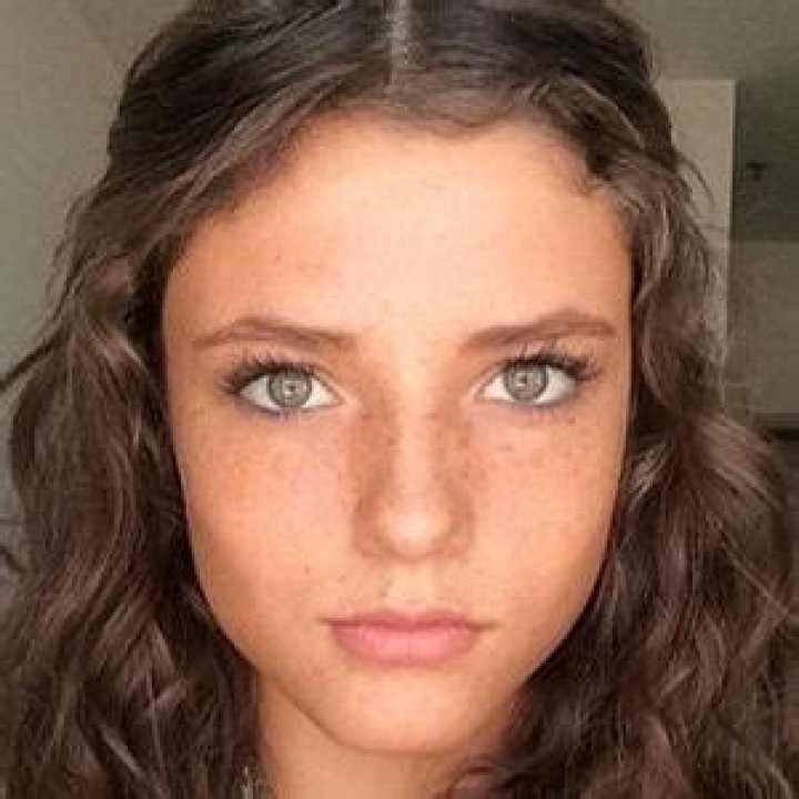 Jade Chynoweth - Age, Family, Bio