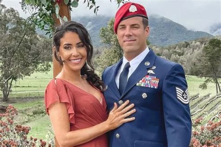 Javi Luna - Age, Family, Bio