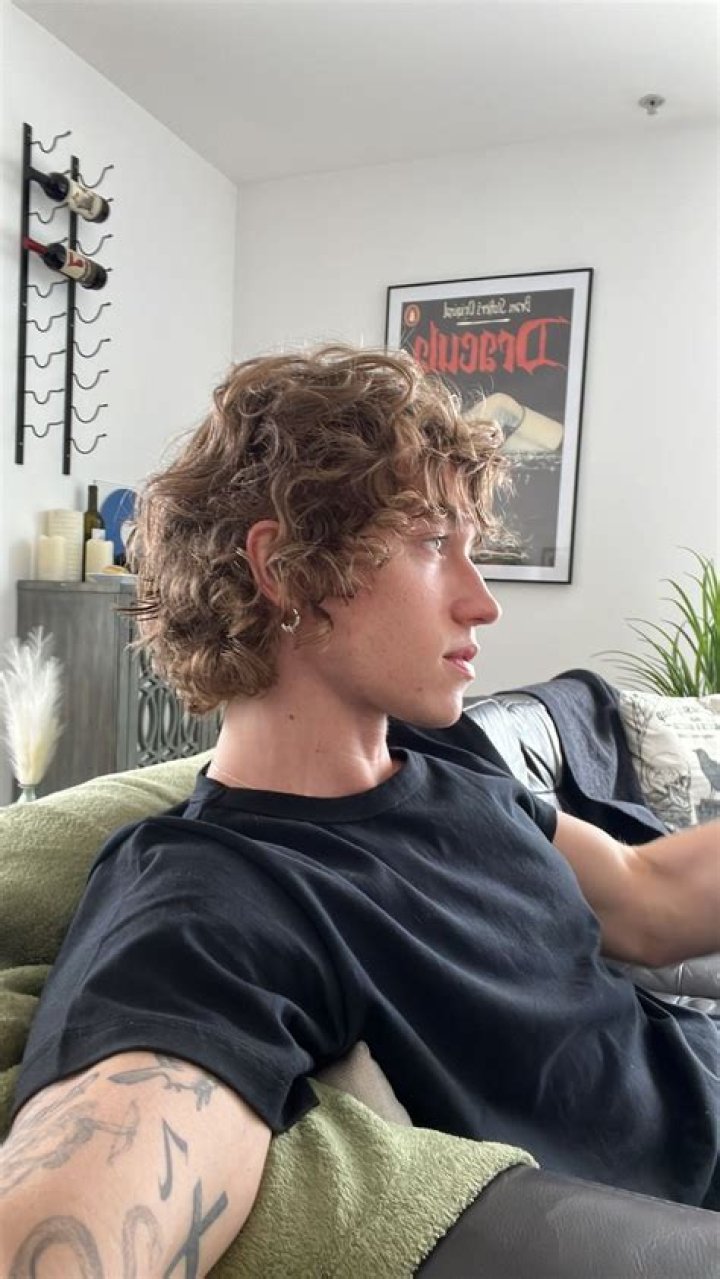 Jordan Huxhold - Age, Family, Bio