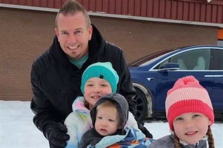 Kara and Nate - Members, Ages, Trivia