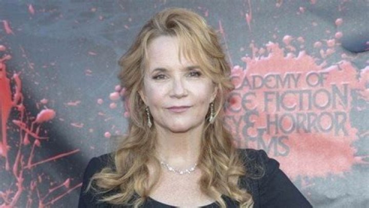 Lea Thompson - Age, Family, Bio