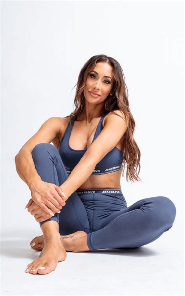 Leah Van Dale Height, Weight, Net Worth, Age, Birthday, Wikipedia, Who, Instagram, Biography