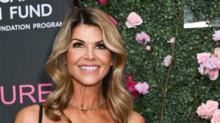 Lori Loughlin - Age, Family, Bio