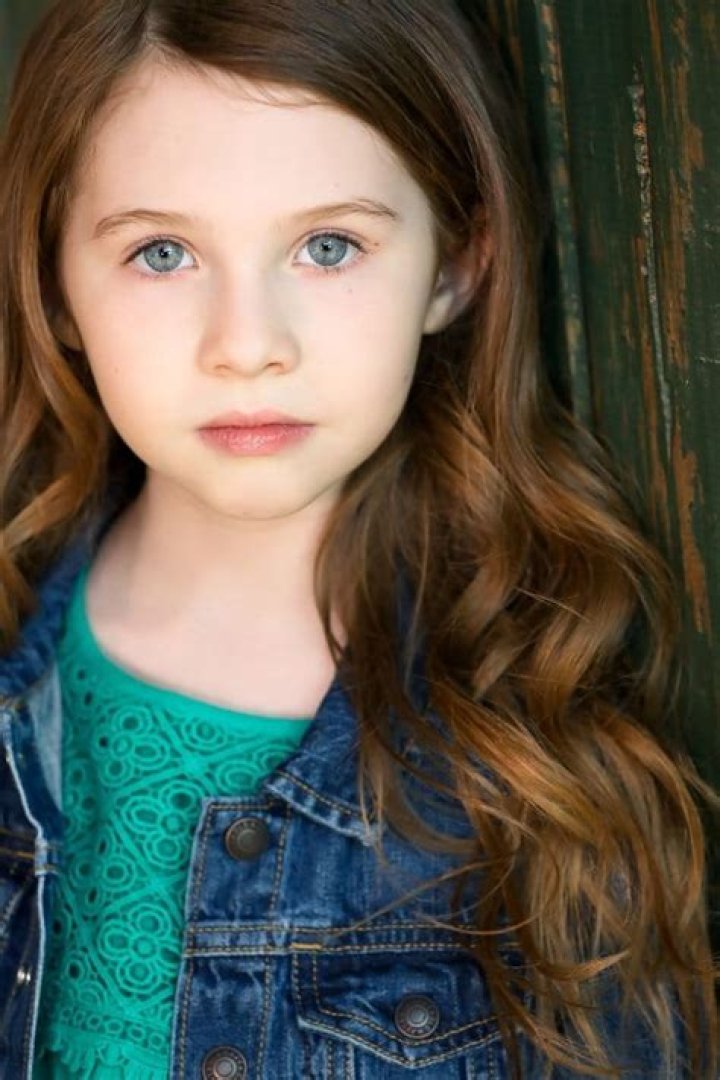 Madelyn Grace - Age, Family, Bio