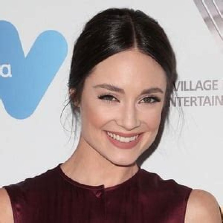 Mallory Jansen - Age, Family, Bio