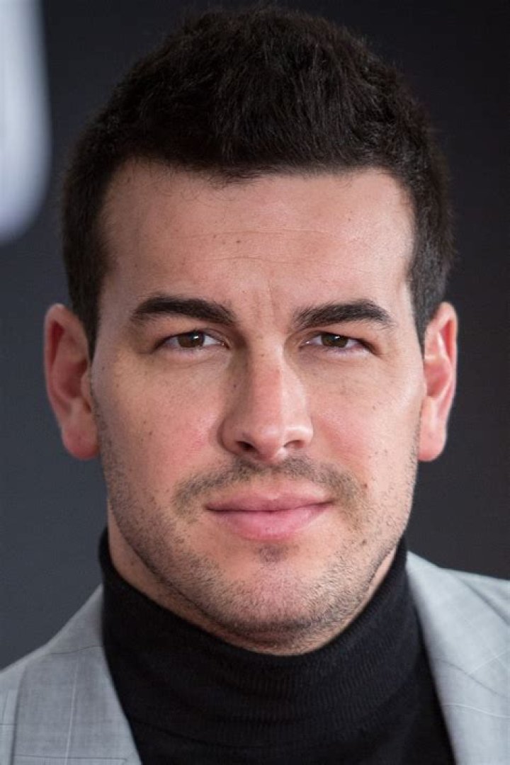 Mario Casas - Age, Family, Bio