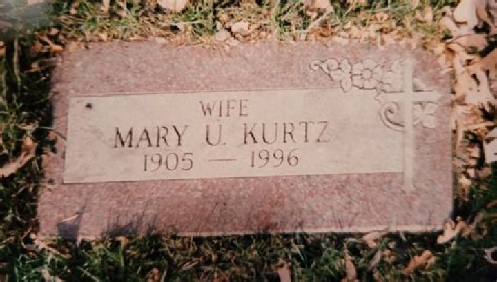 Mary Kurtz - Age, Family, Bio
