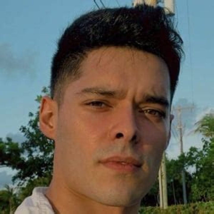 Mauricio Novoa - Age, Family, Bio