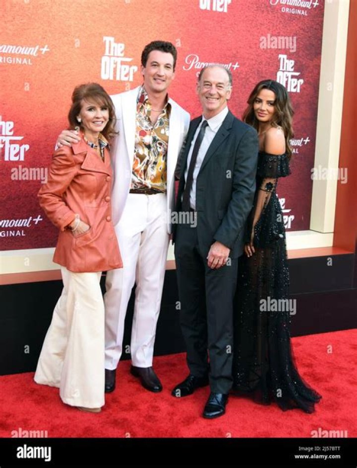 Miles Teller Parents: Mike Teller, Merry Flowers
