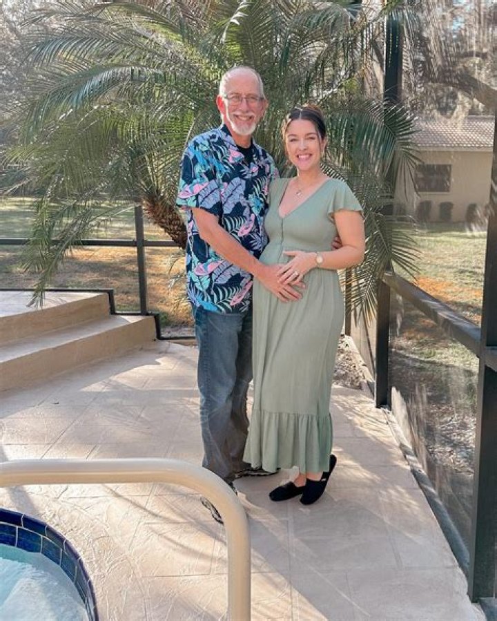 Mindy Minx - Age, Family, Bio