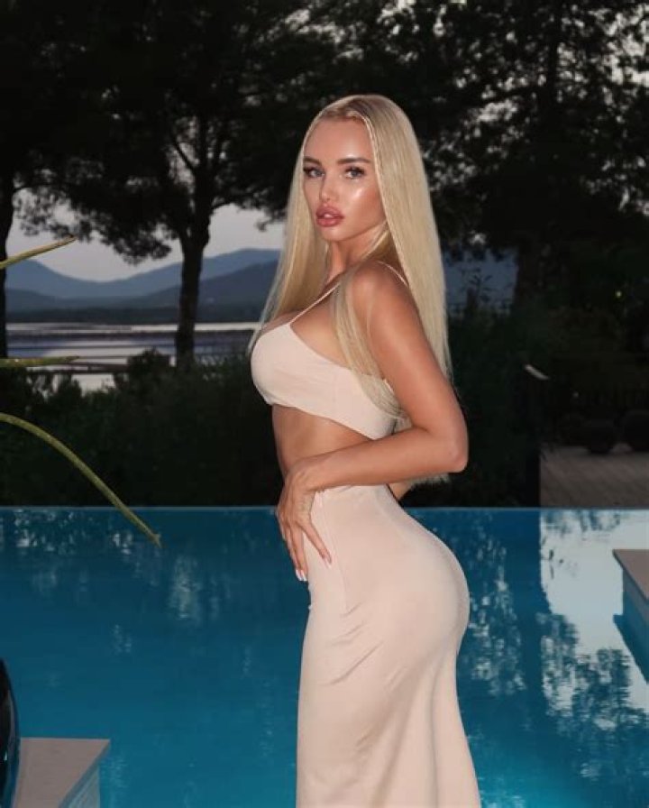 Olya Abramovich - Age, Family, Bio