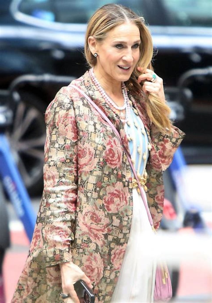 Sarah Jessica Parker hypes the ‘very meaningful’ reunion of Aidan & Carrie