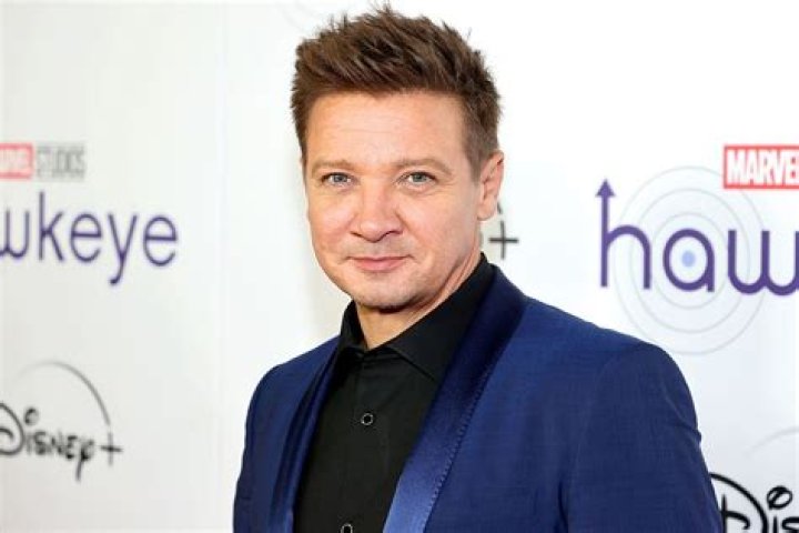 Sonni Pacheco’s blackmail info: Jeremy Renner sometimes wears makeup?